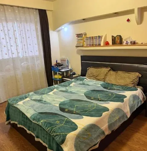 New Abbey Royal Nest アパート *